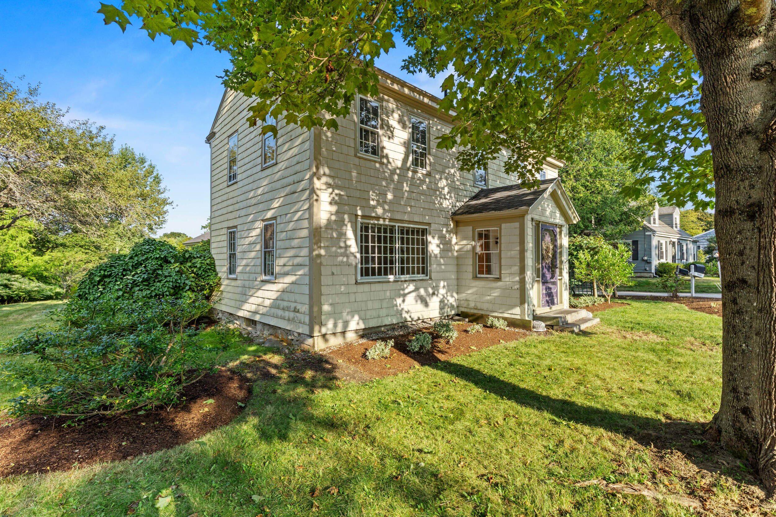 86 Pleasant Street Yarmouth ME 04096