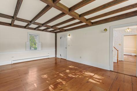 86 Pleasant Street Yarmouth ME 04096