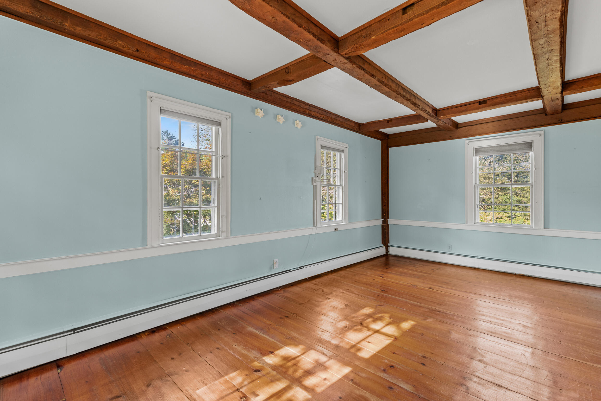 86 Pleasant Street Yarmouth ME 04096