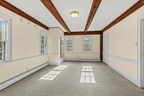 86 Pleasant Street Yarmouth ME 04096