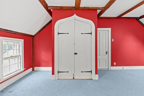 86 Pleasant Street Yarmouth ME 04096