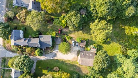 86 Pleasant Street Yarmouth ME 04096