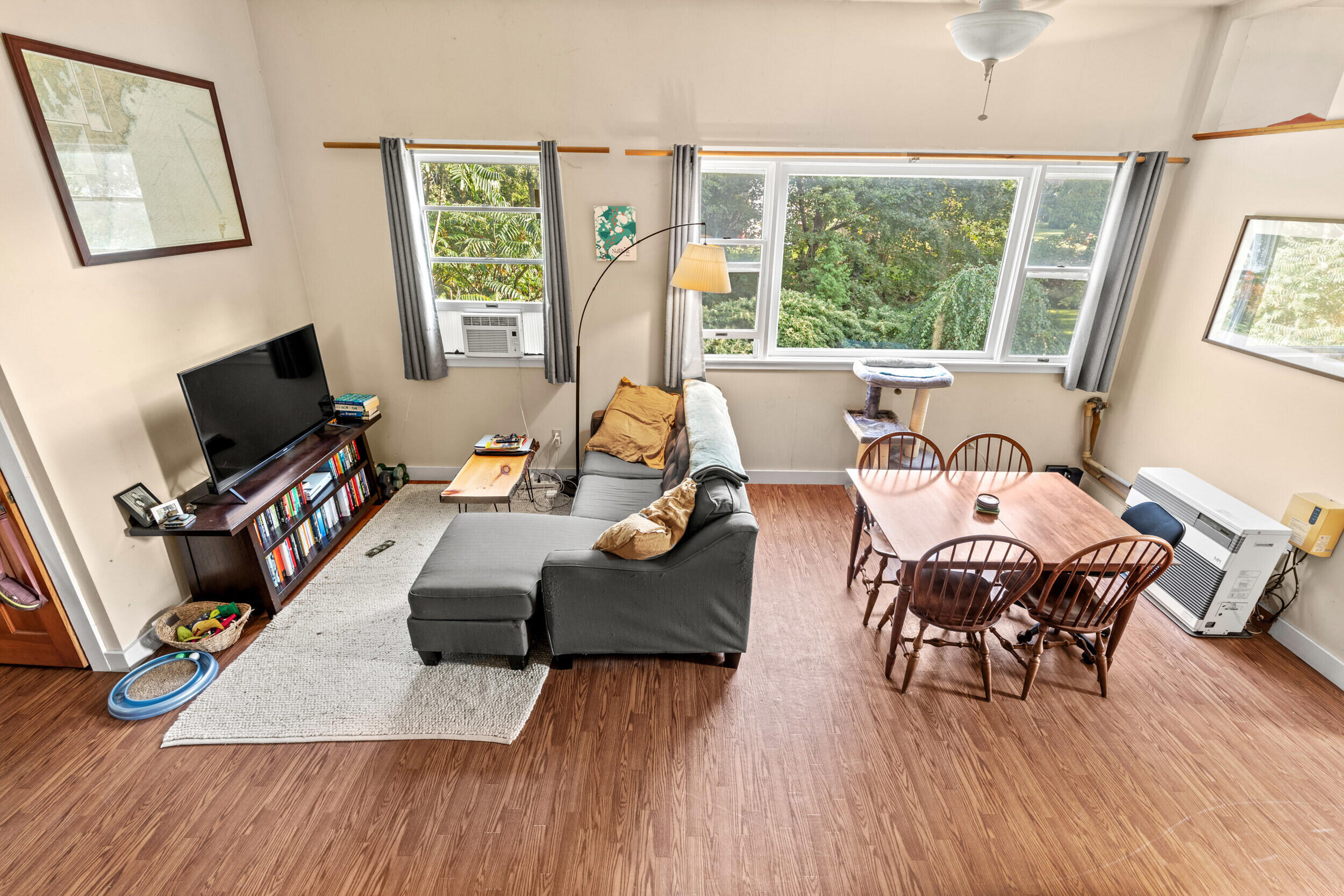 86 Pleasant Street Yarmouth ME 04096