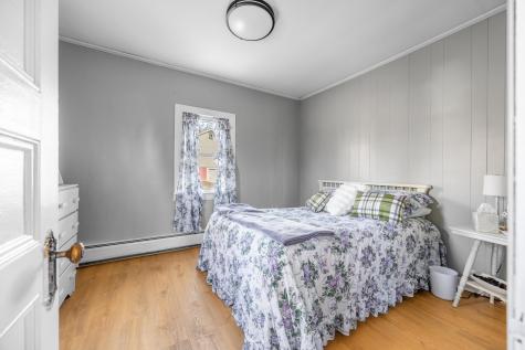 344 Enfield Road Lincoln ME 04457