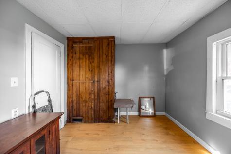 344 Enfield Road Lincoln ME 04457