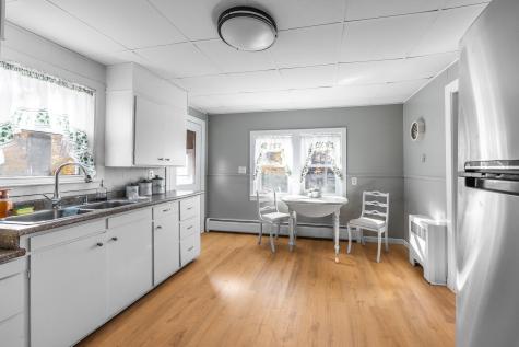 344 Enfield Road Lincoln ME 04457