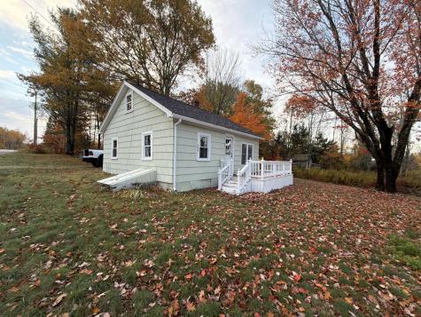 344 Enfield Road Lincoln ME 04457