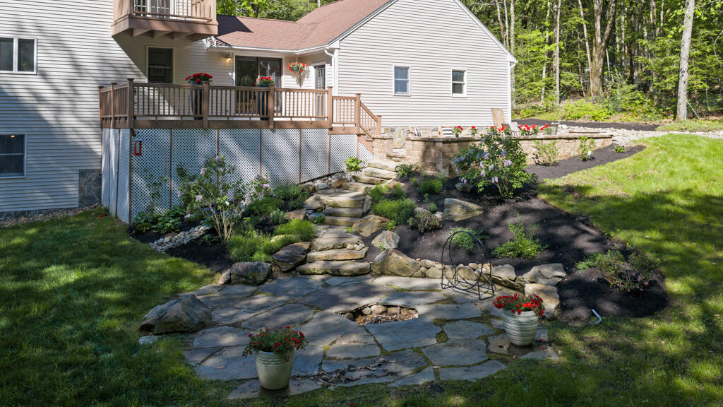 16 Pleasant Valley Road Cumberland ME 04021