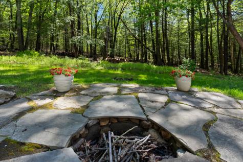 16 Pleasant Valley Road Cumberland ME 04021