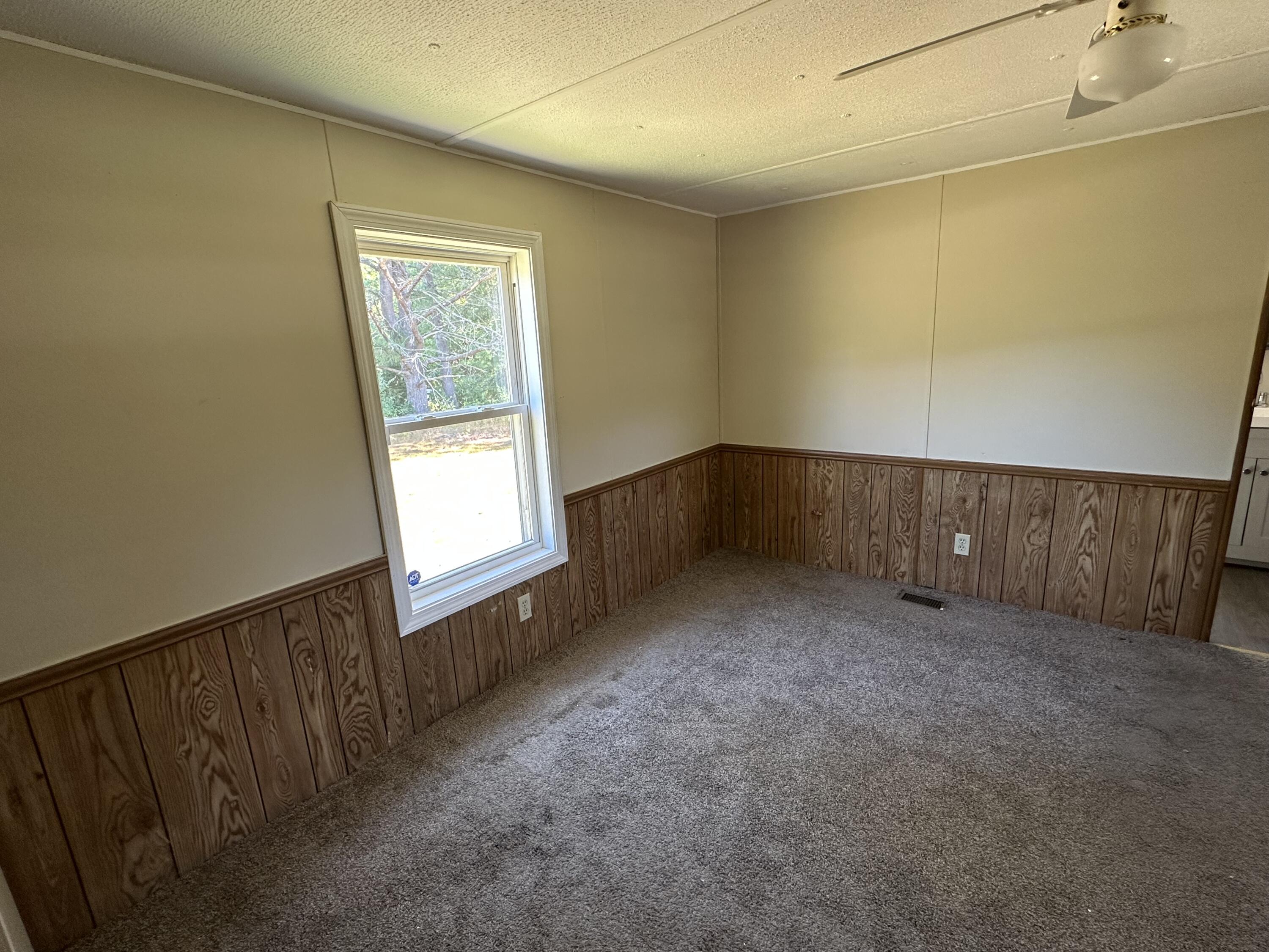 125 Old Thompson Road Buxton ME 04093