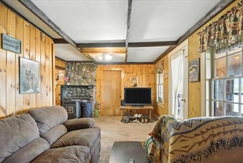 19 King Road Vassalboro ME 04989