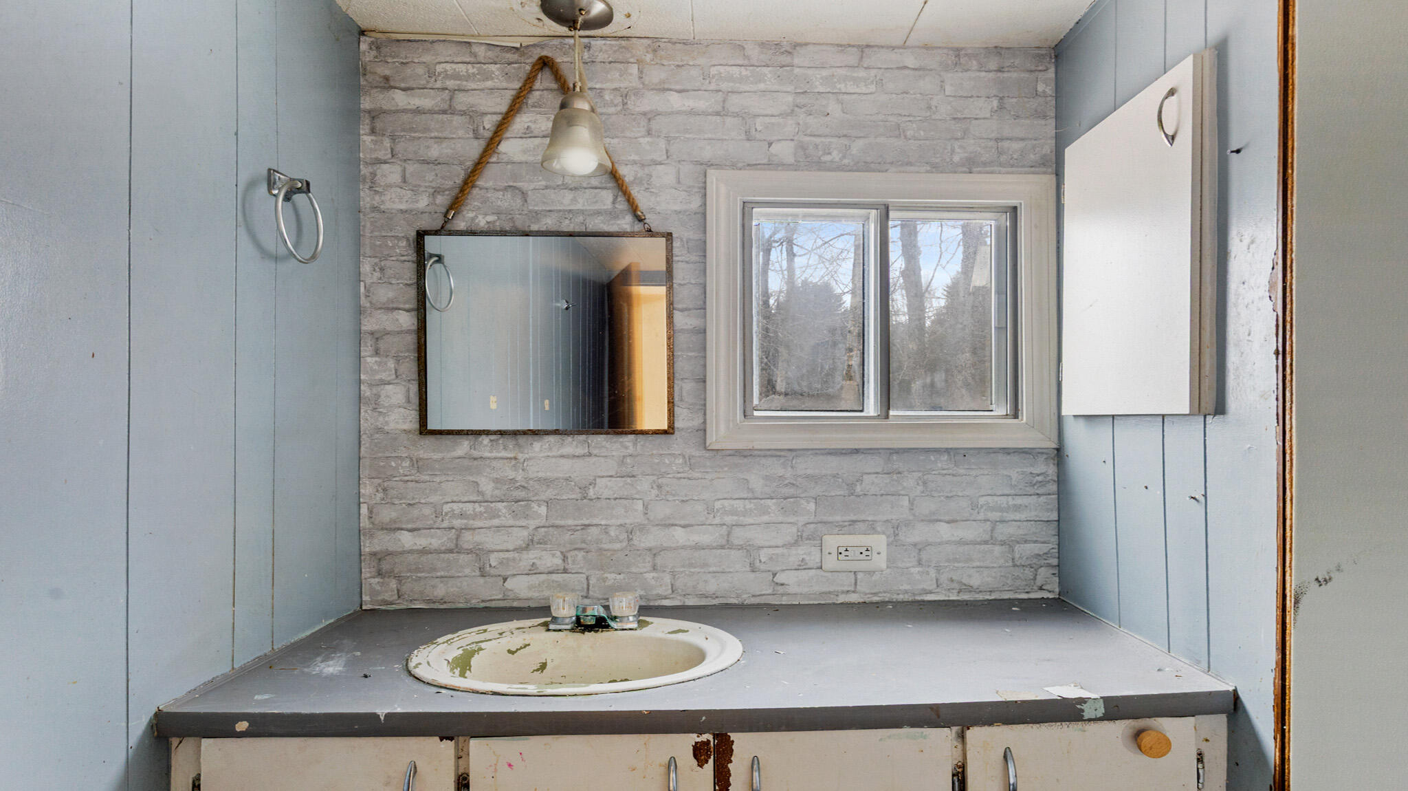 282 Gary Moore Road Ellsworth ME 04605