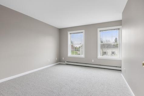 21 Jackies Way Gorham ME 04038