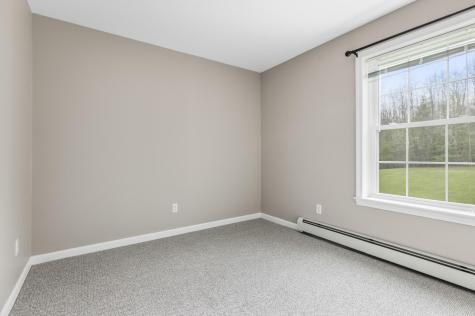 21 Jackies Way Gorham ME 04038