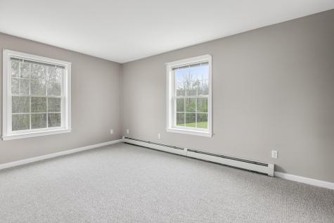 21 Jackies Way Gorham ME 04038