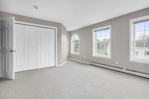 21 Jackies Way Gorham ME 04038