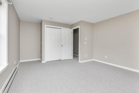 21 Jackies Way Gorham ME 04038