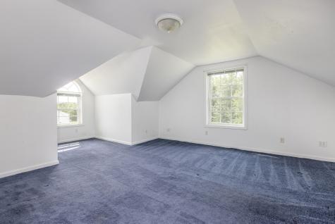 21 Jackies Way Gorham ME 04038