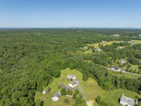 21 Jackies Way Gorham ME 04038