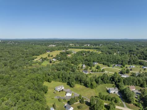 21 Jackies Way Gorham ME 04038