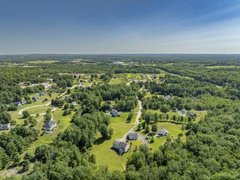 21 Jackies Way Gorham ME 04038