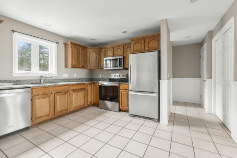 21 Jackies Way Gorham ME 04038