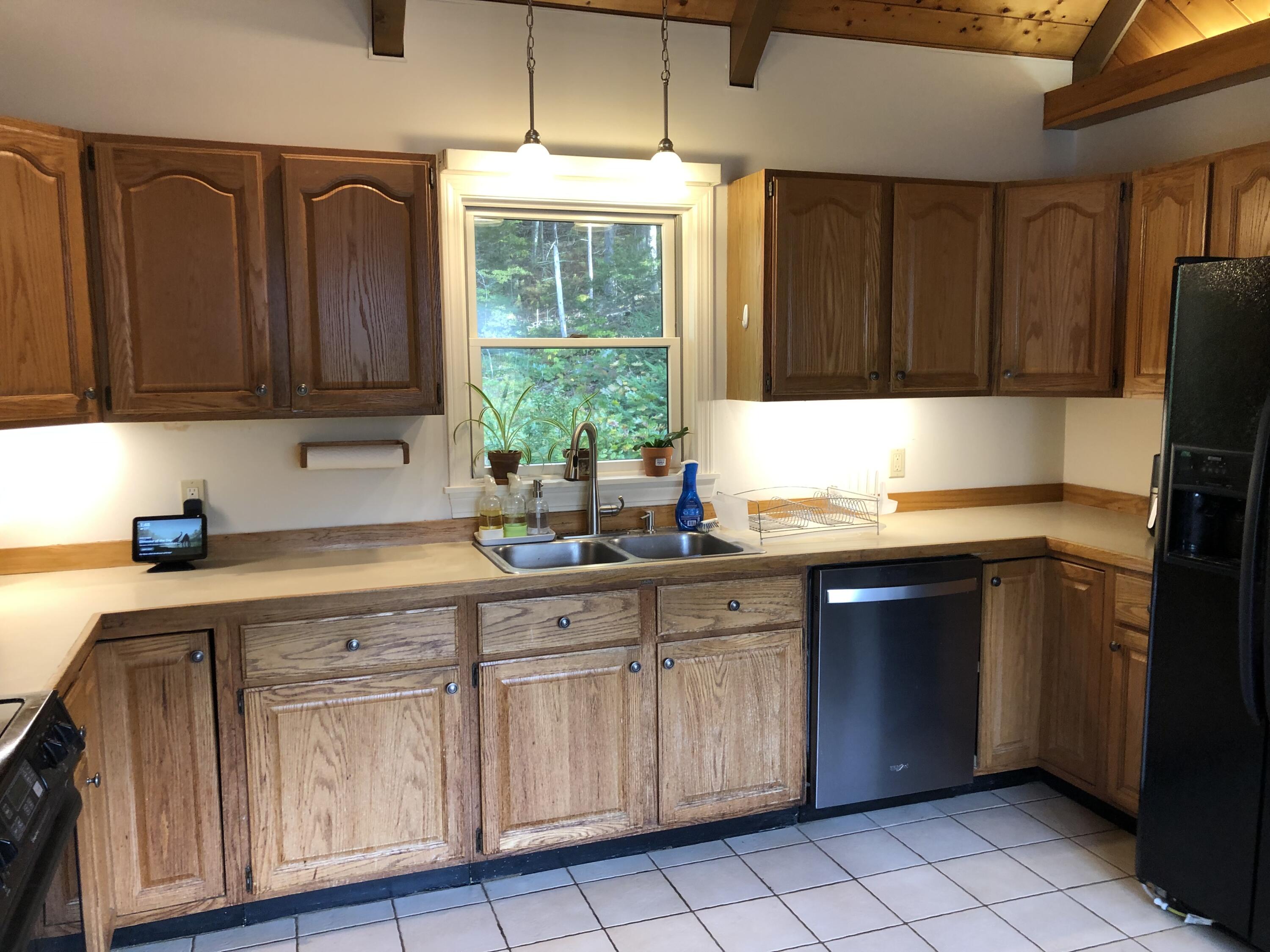 10 Robinson Drive Rockport ME 04856