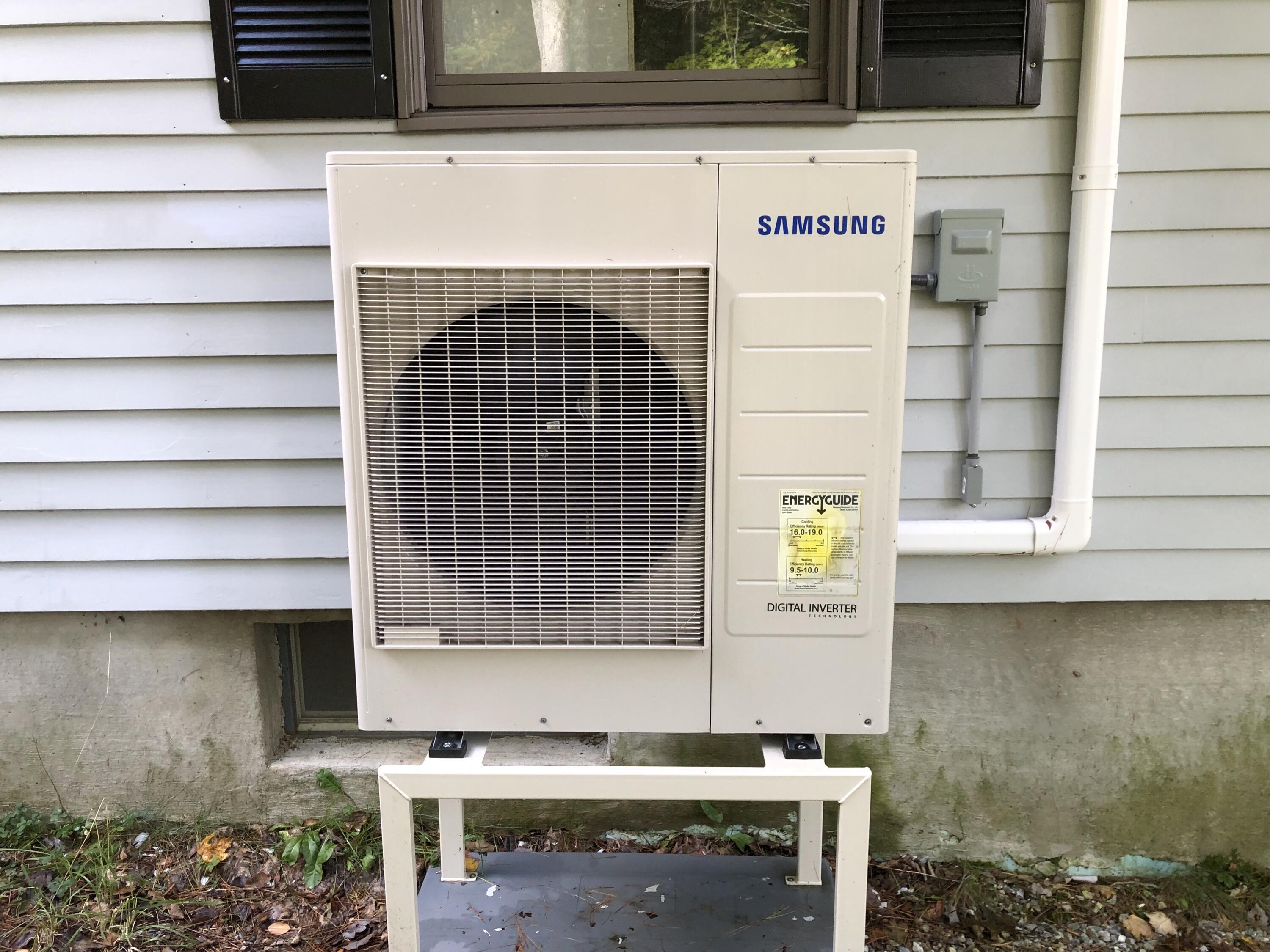 10 Robinson Drive Rockport ME 04856