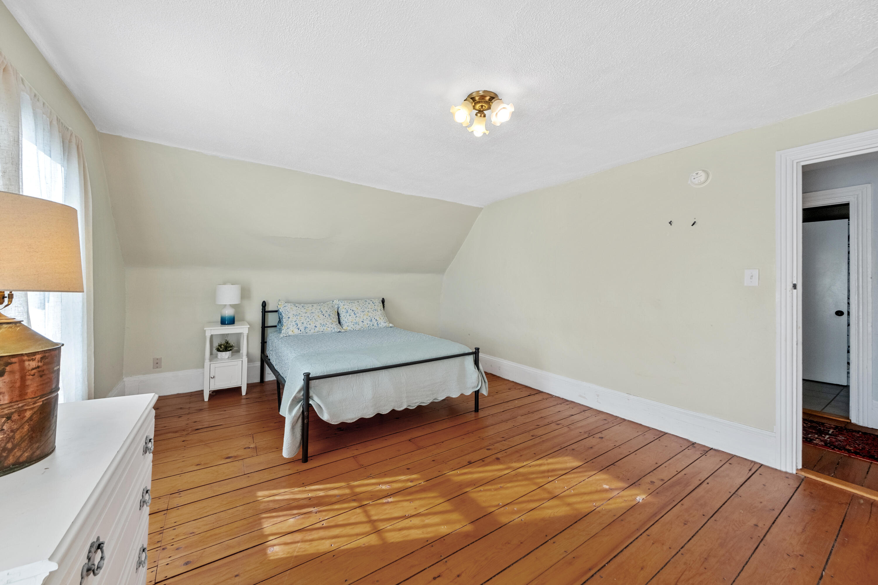 348 Broadway Rockland ME 04841