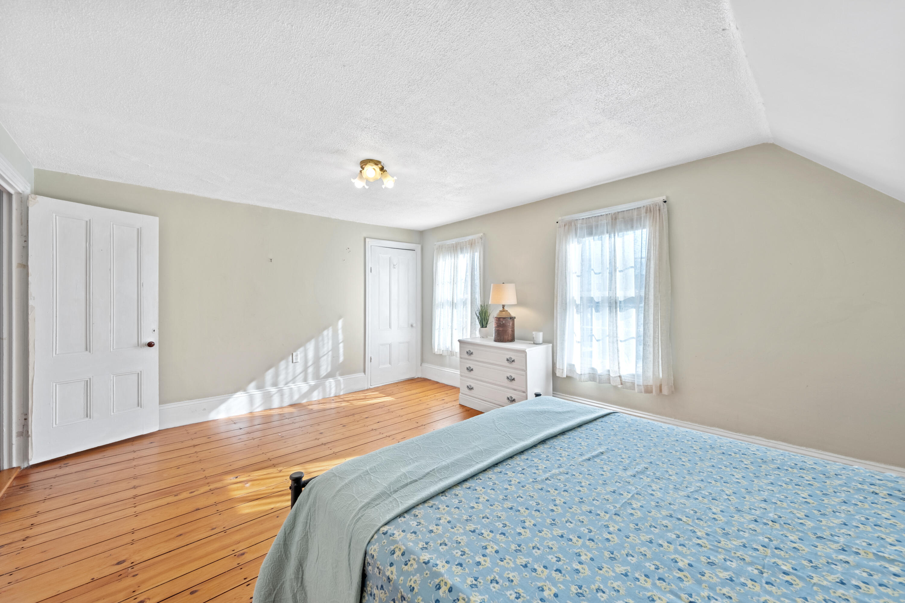 348 Broadway Rockland ME 04841
