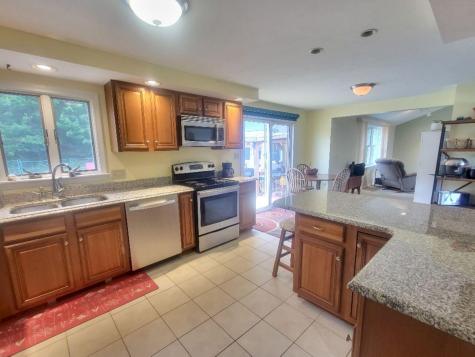 113 Seminole Drive Farmington ME 04938