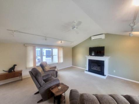 113 Seminole Drive Farmington ME 04938