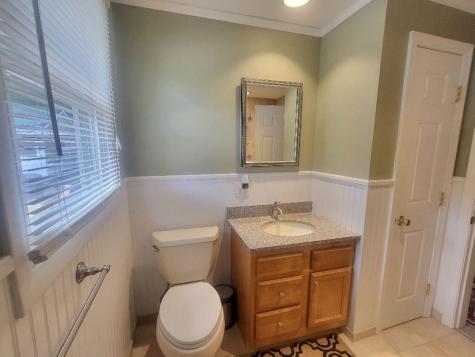 113 Seminole Drive Farmington ME 04938