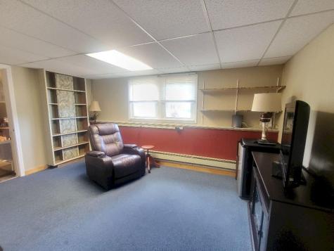 113 Seminole Drive Farmington ME 04938