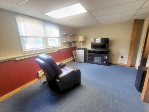 113 Seminole Drive Farmington ME 04938