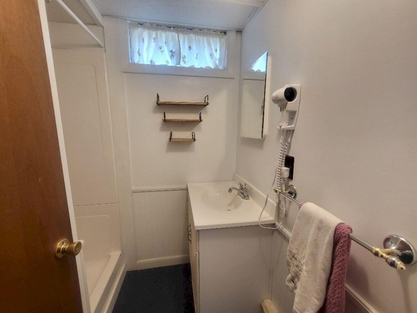 113 Seminole Drive Farmington ME 04938