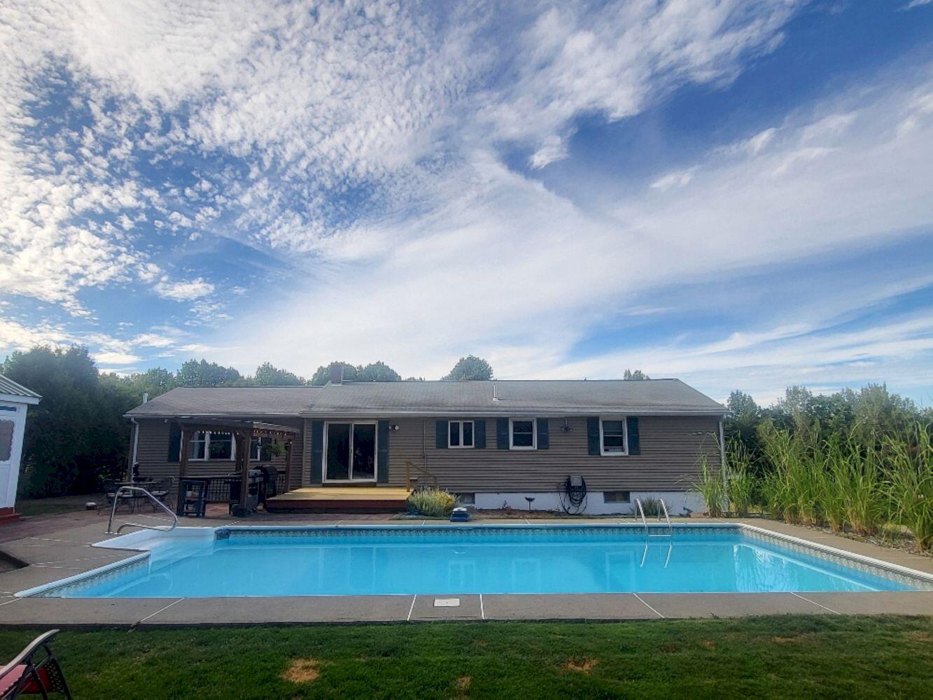 113 Seminole Drive Farmington ME 04938