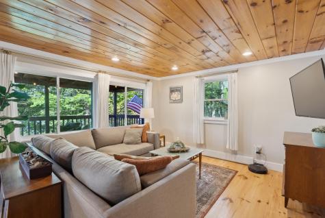 82 Harbor Road Naples ME 04055