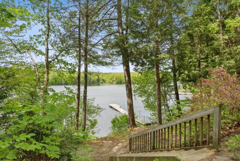 82 Harbor Road Naples ME 04055