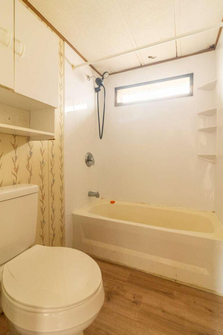 17 Tufton Street Brunswick ME 04011