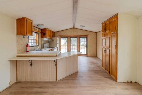 17 Tufton Street Brunswick ME 04011