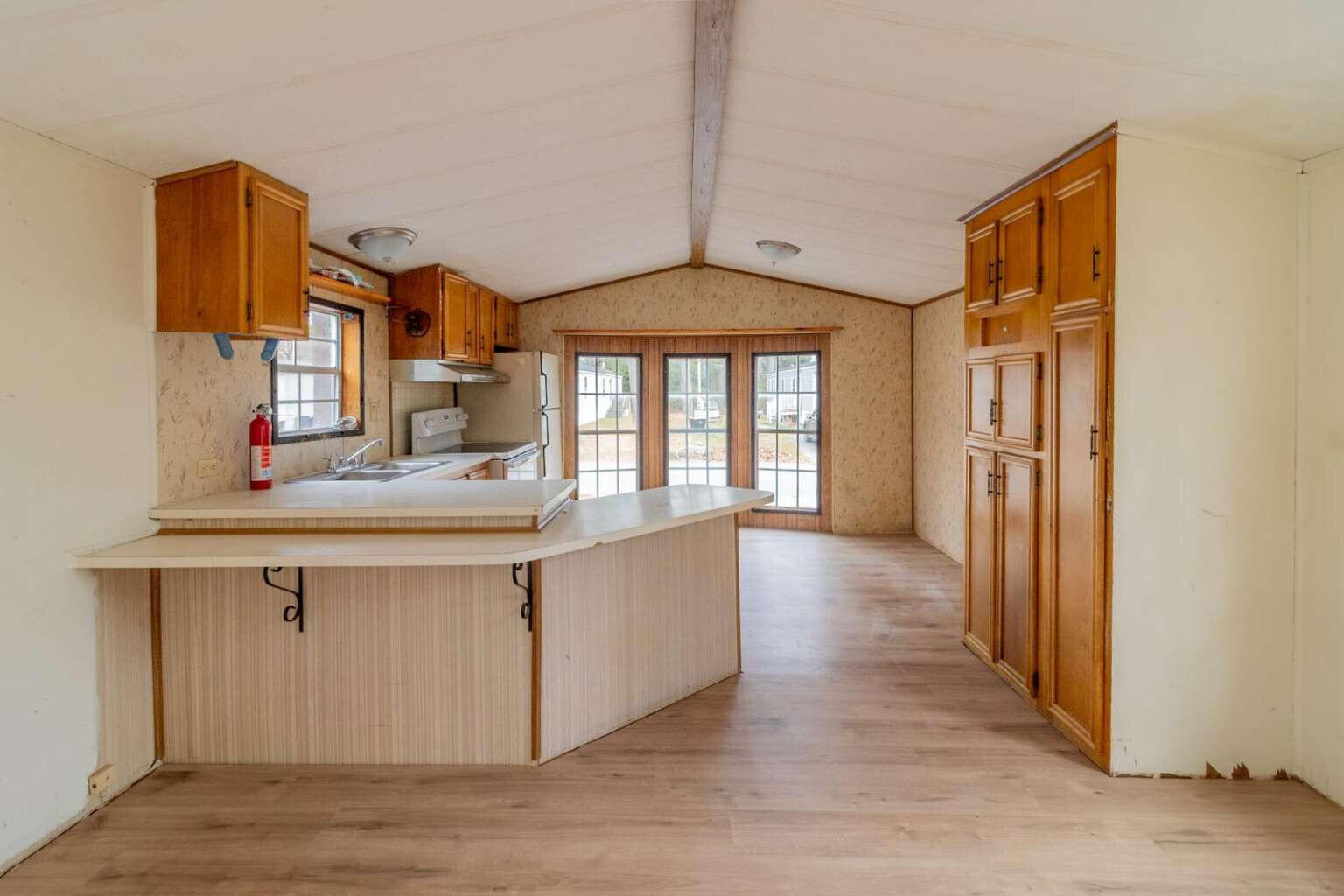 17 Tufton Street Brunswick ME 04011