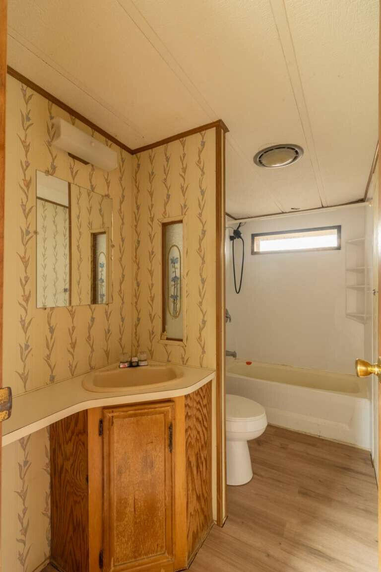 17 Tufton Street Brunswick ME 04011