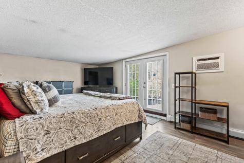 1083 Roosevelt Trail Windham ME 04062