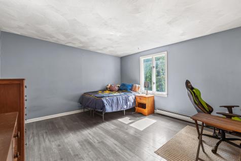 1083 Roosevelt Trail Windham ME 04062