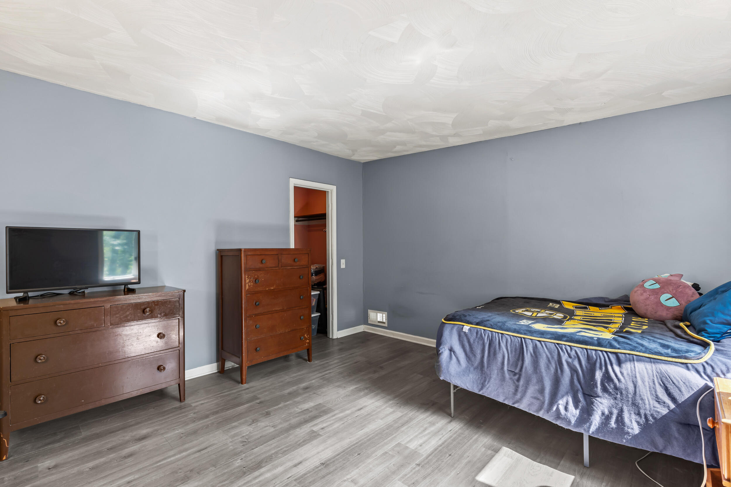 1083 Roosevelt Trail Windham ME 04062