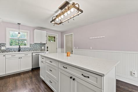 1083 Roosevelt Trail Windham ME 04062