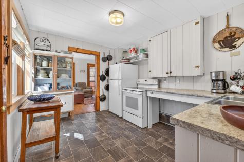 25 Katheryn Boulevard Casco ME 04015