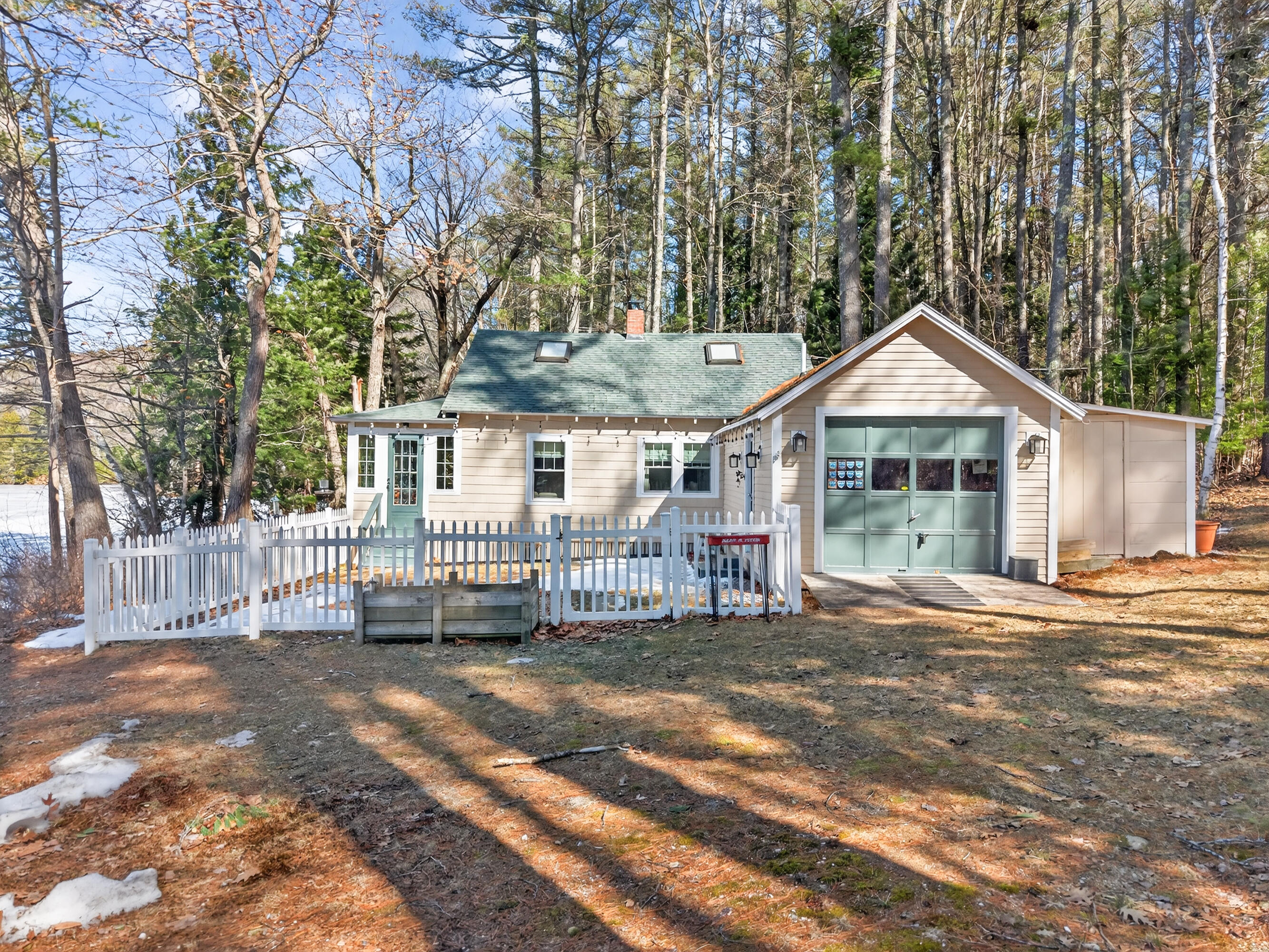 25 Katheryn Boulevard Casco ME 04015