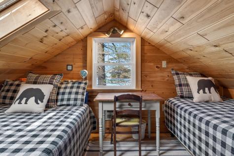 25 Katheryn Boulevard Casco ME 04015